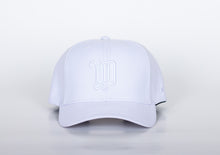 Load image into Gallery viewer, Baseball cap White
